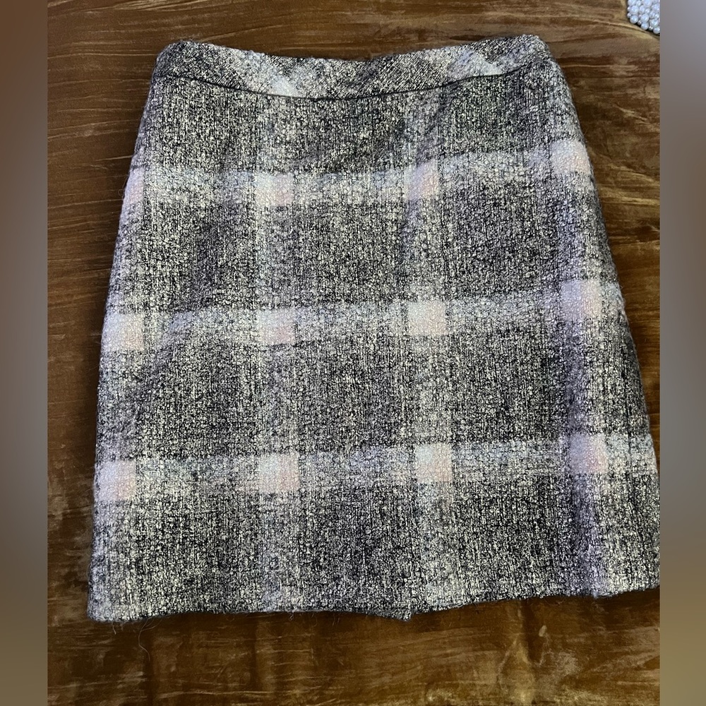 Gold and black JCREW skirt!